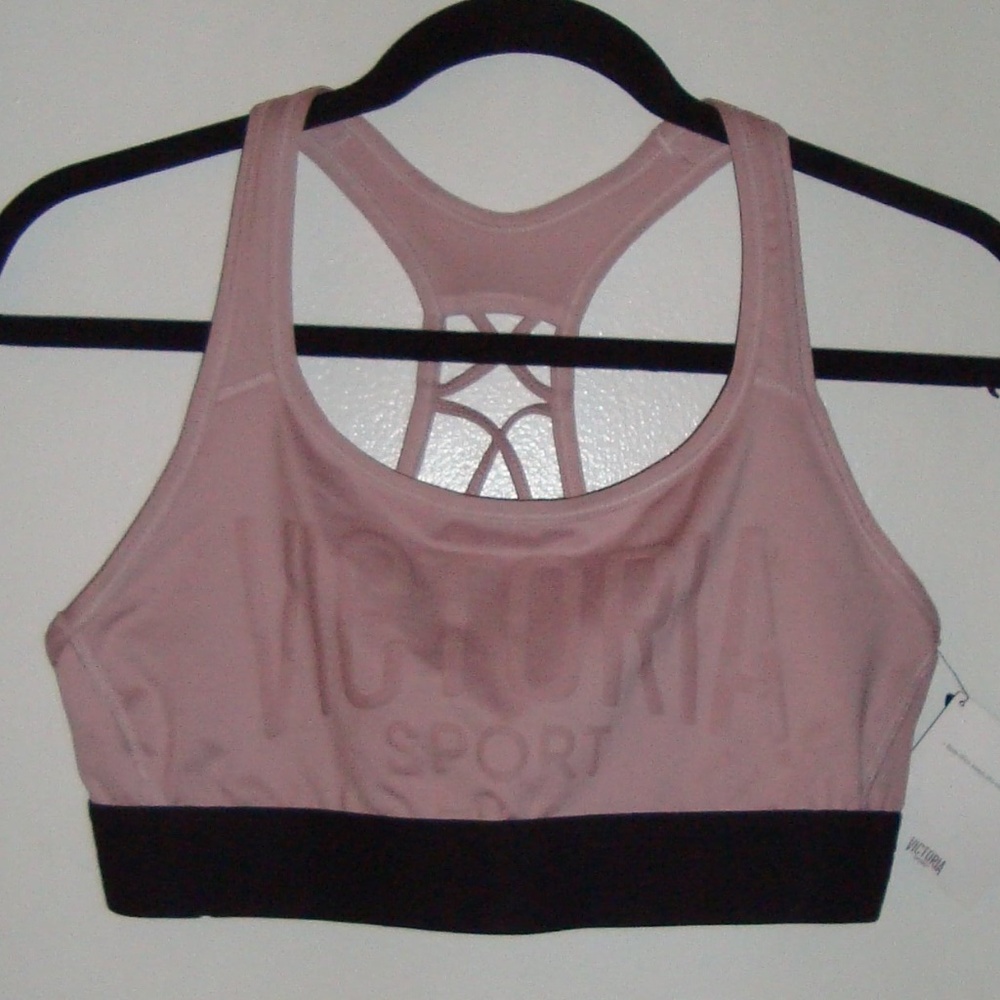 NWT sports bra